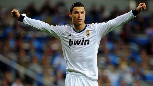 BBC：与UA92大学合作，曼联同意开放老特拉福德（BBC：曼联携手UA92大学，将对外开放老特拉福德）