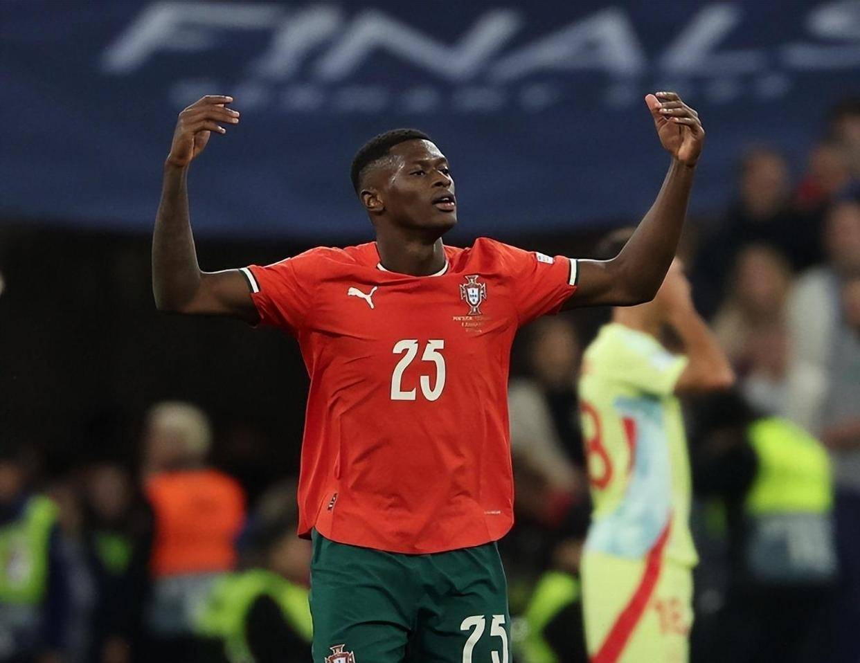 篮球NBA公布月最佳球员，榜单无悬念