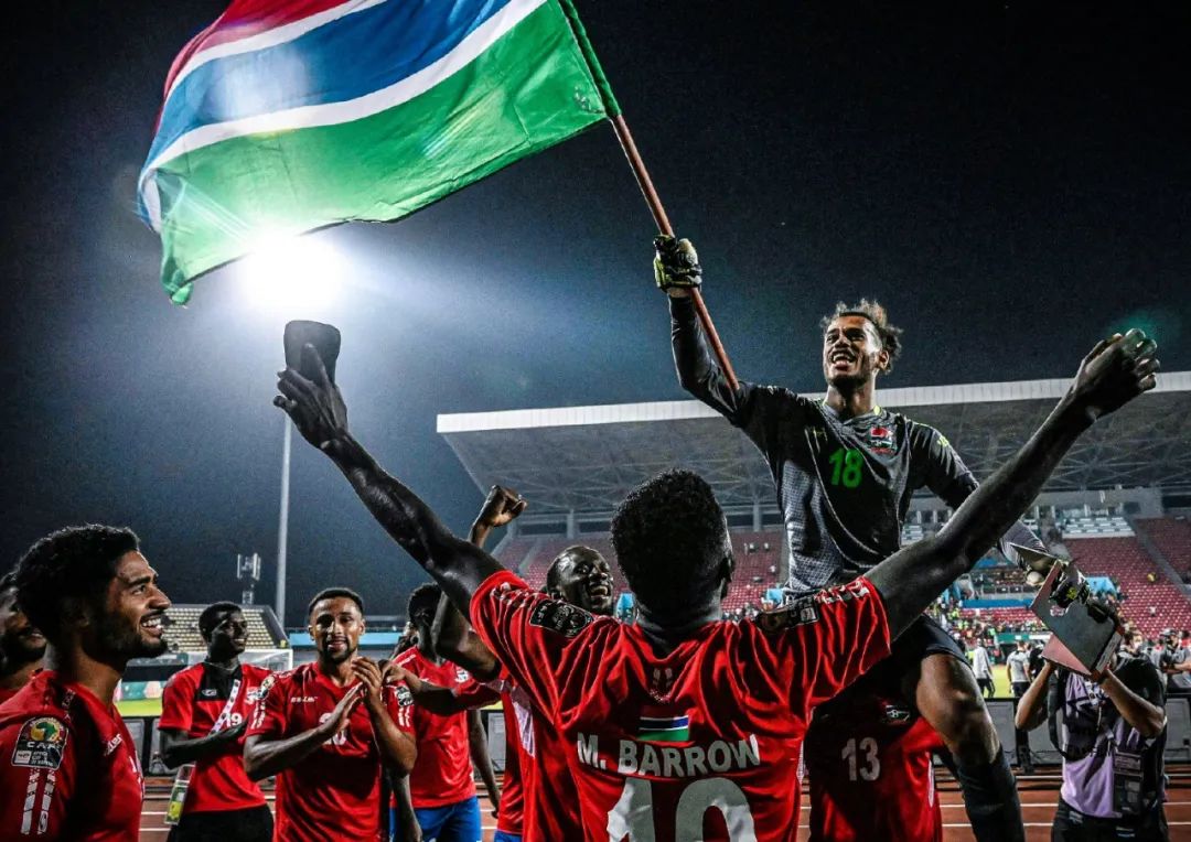 足球欧冠最新伤病名单公布，多队受影响（欧冠伤情更新出炉，多支球队阵容受波及）