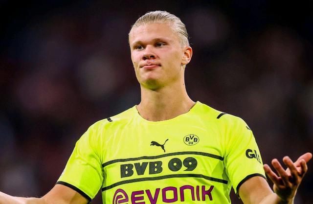 终结纽卡70年冠军荒！官方：伊萨克荣膺2025瑞典金球奖（官方确认：伊萨克当选2025瑞典金球，助纽卡终结70年无冠荒）